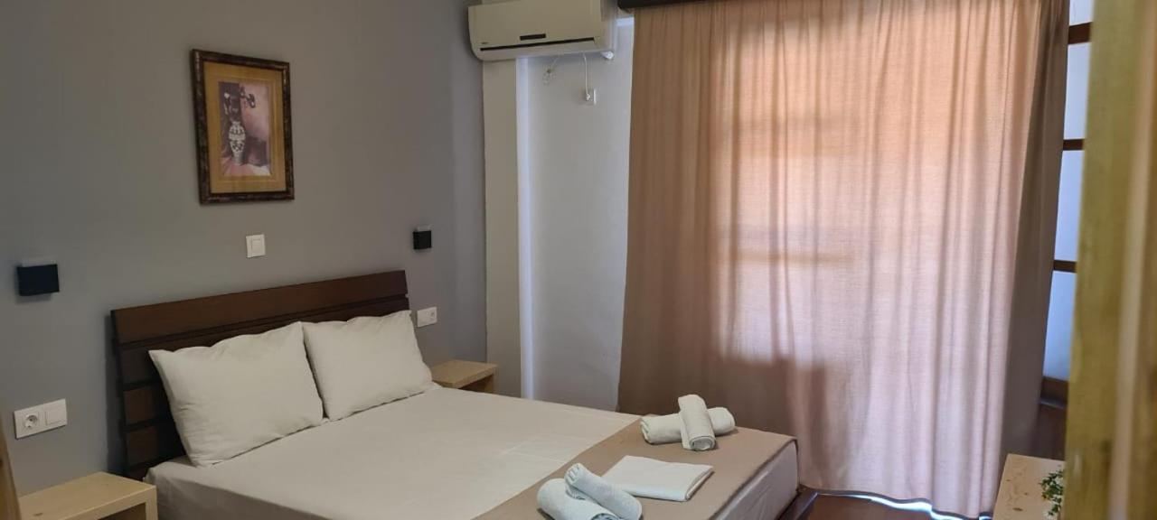 Apart-Hotel Llazari Химар Екстериор снимка